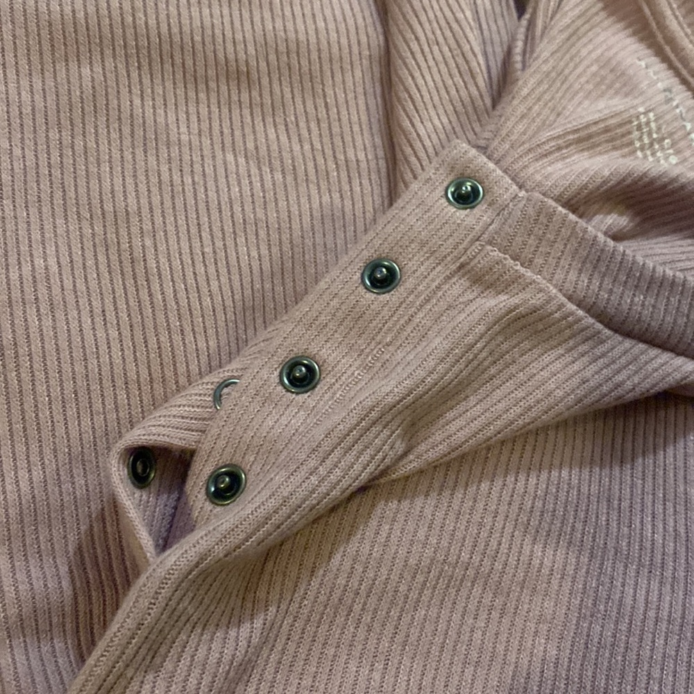Shirt - Picture 4 of 4